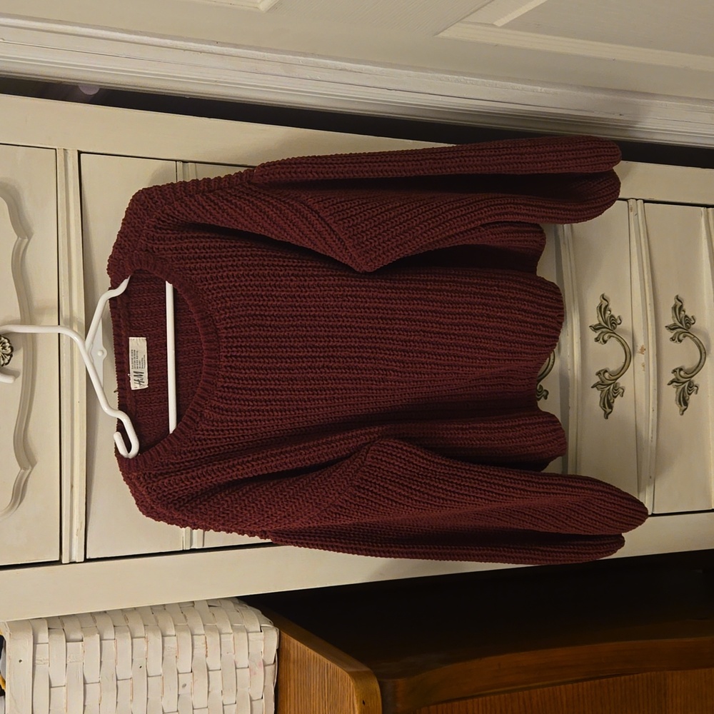 Girls sweater